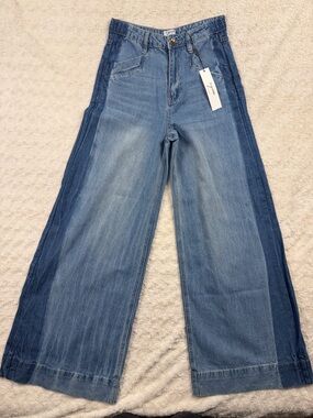 Vigoss Two-Tone Blue Wide Leg Jeans